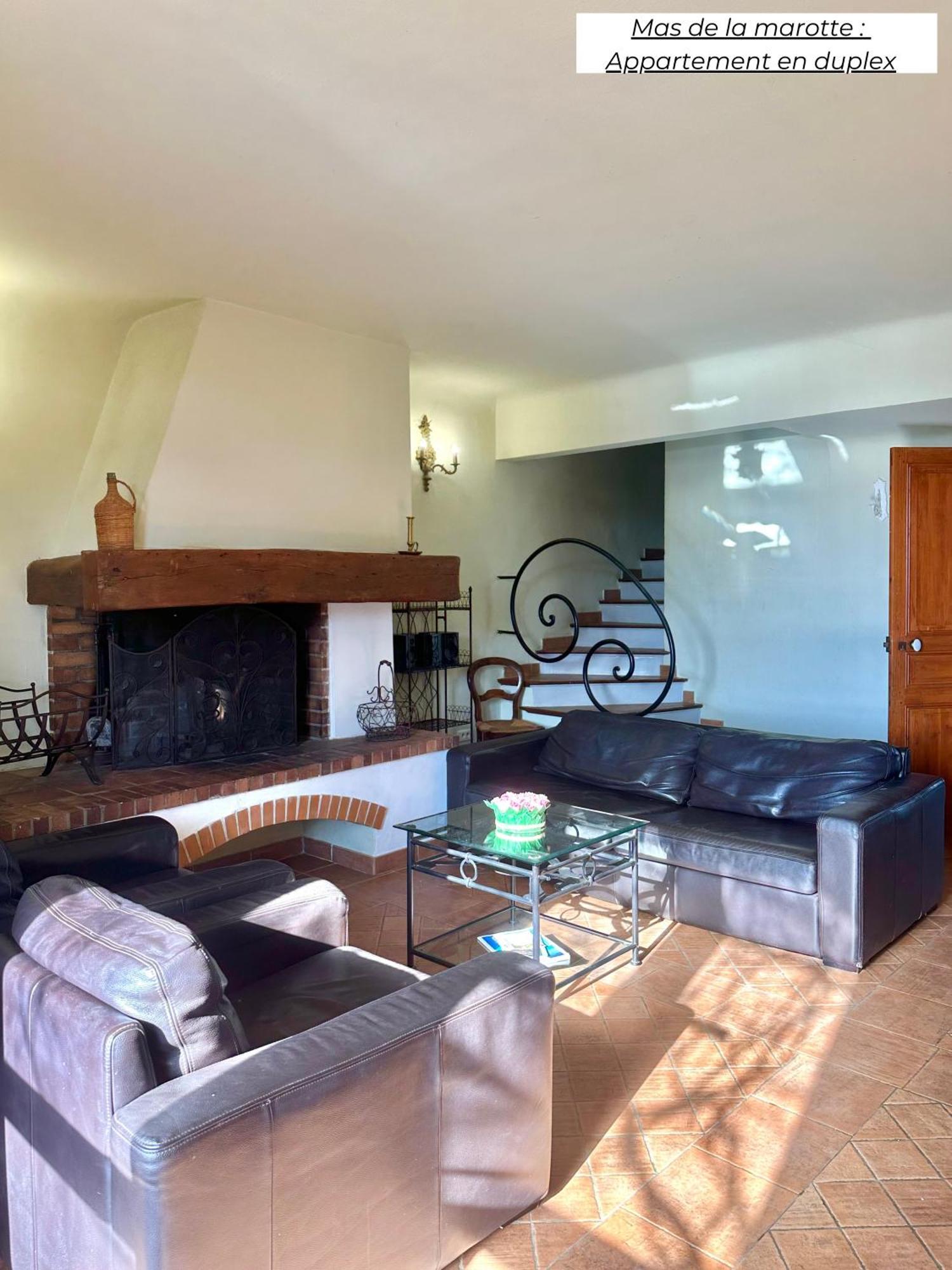 Apartamento Domaine Les Terres De Saint-Hilaire Ollières Exterior foto